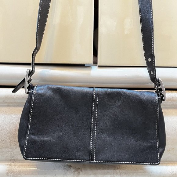 Vintage Y2k Coach Legacy Soho Black Leather Contrast Stitch Crossbody Hand Bag - Picture 1 of 10